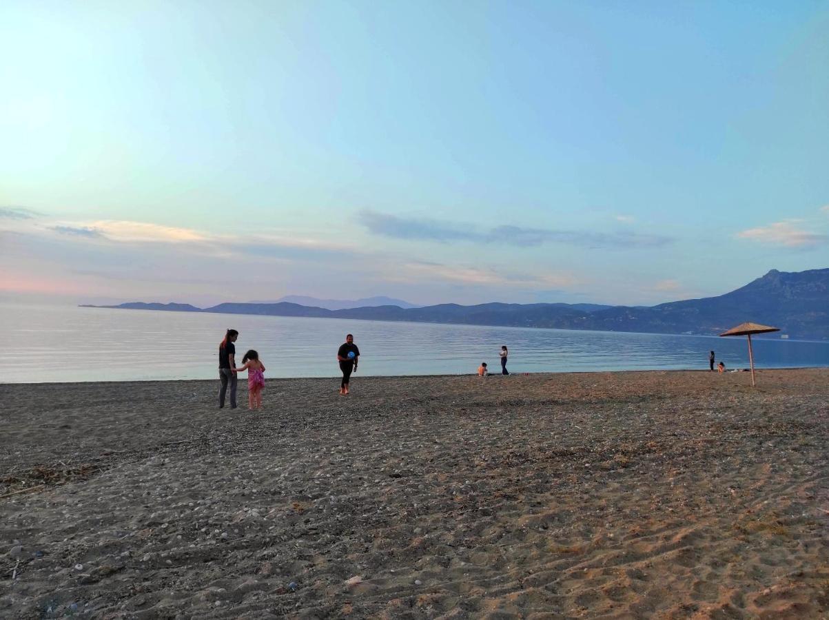 Sun, Sea, And Sand-Only 20 Footsteps To The Beach Corinth ภายนอก รูปภาพ